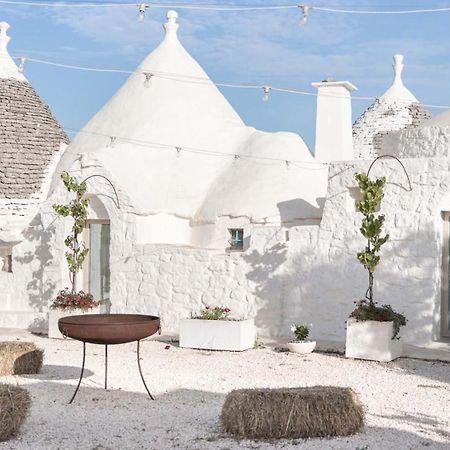 Petranima Wellness In Trulli Acomodação com café da manhã Ostuni Exterior foto