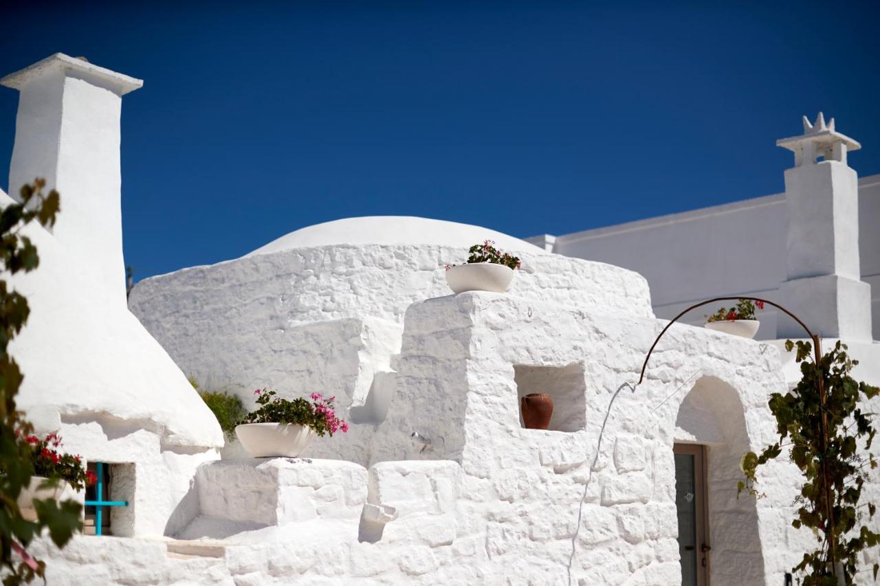 Petranima Wellness In Trulli Acomodação com café da manhã Ostuni Exterior foto