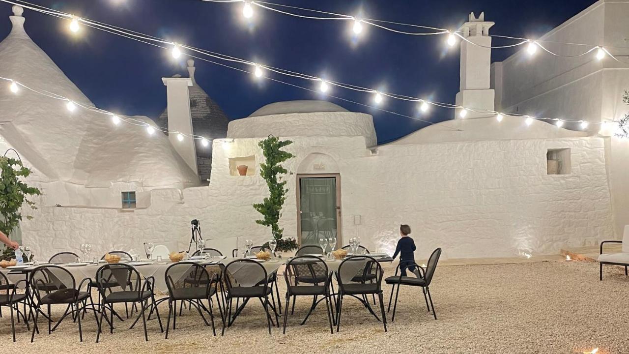 Petranima Wellness In Trulli Acomodação com café da manhã Ostuni Exterior foto